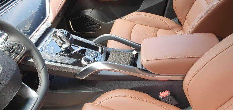 Geely Review 9