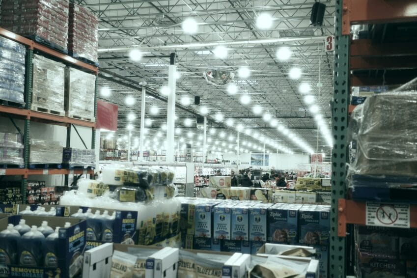 Wide aisle inside a bulk warehouse club store, the type of shopping format used by S&R and Landers membership stores in the Philippines